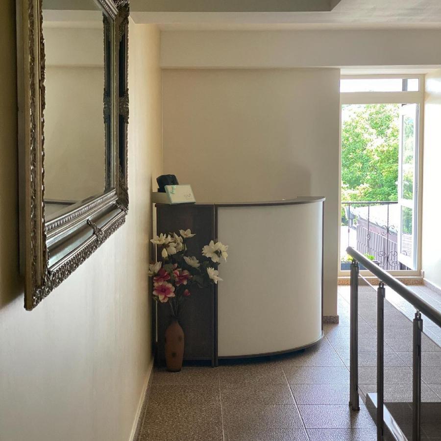 Комплекс Окей Hostel Shumen Bagian luar foto