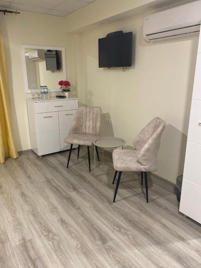 Комплекс Окей Hostel Shumen Bagian luar foto