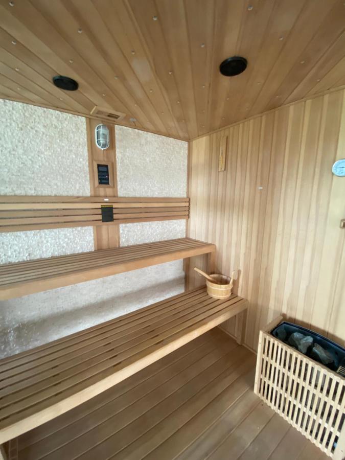 Комплекс Окей Hostel Shumen Bagian luar foto